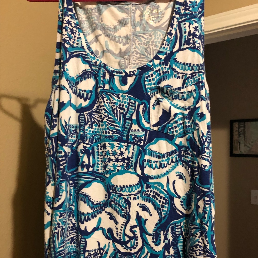 Lilly tank